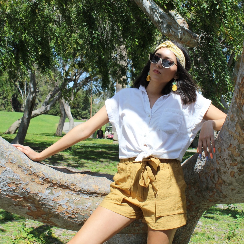 🆕️//The Sante Fe//Gold yellow high waisted shorts - Picture 2 of 8
